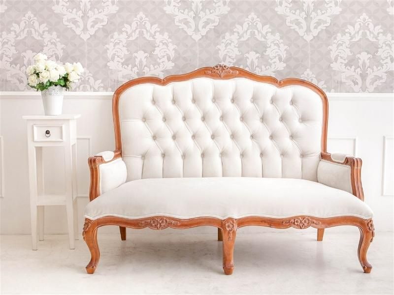 Vintage wall: best decorating ideas for your home