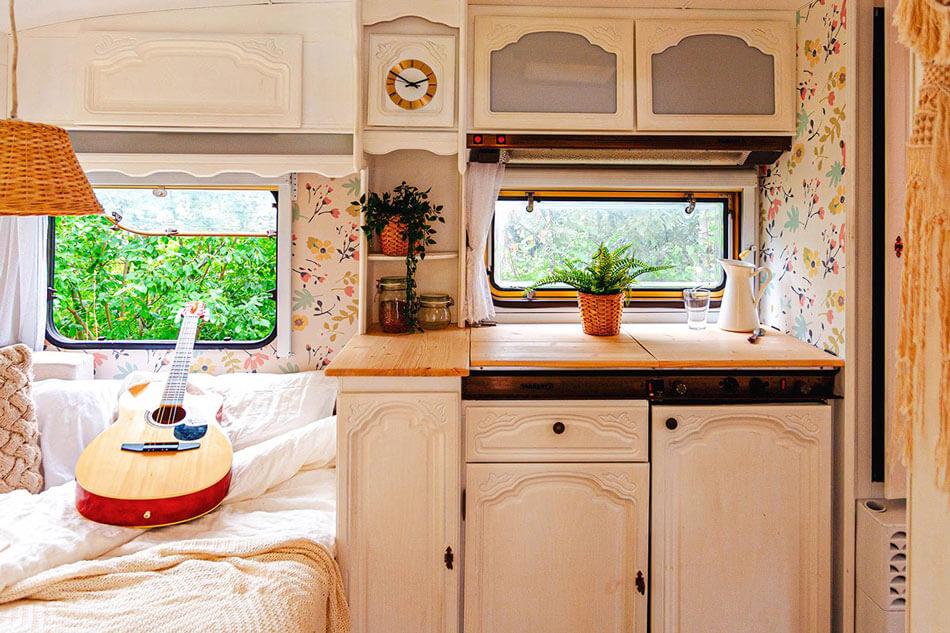 How To Decorate An RV | Motorhome Decor | Walls By Me